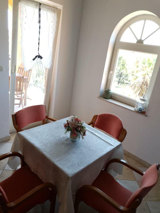 Apartments Poljski Put V Novalja Kültér fotó